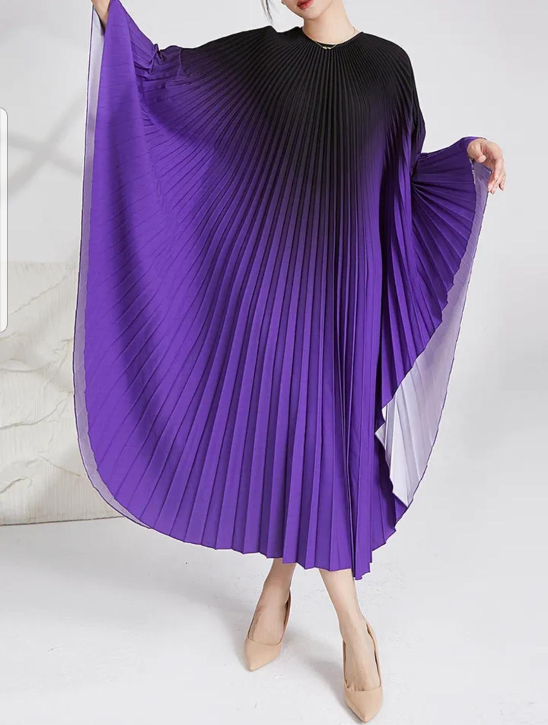 Batwing pleated maxi loose dress for women