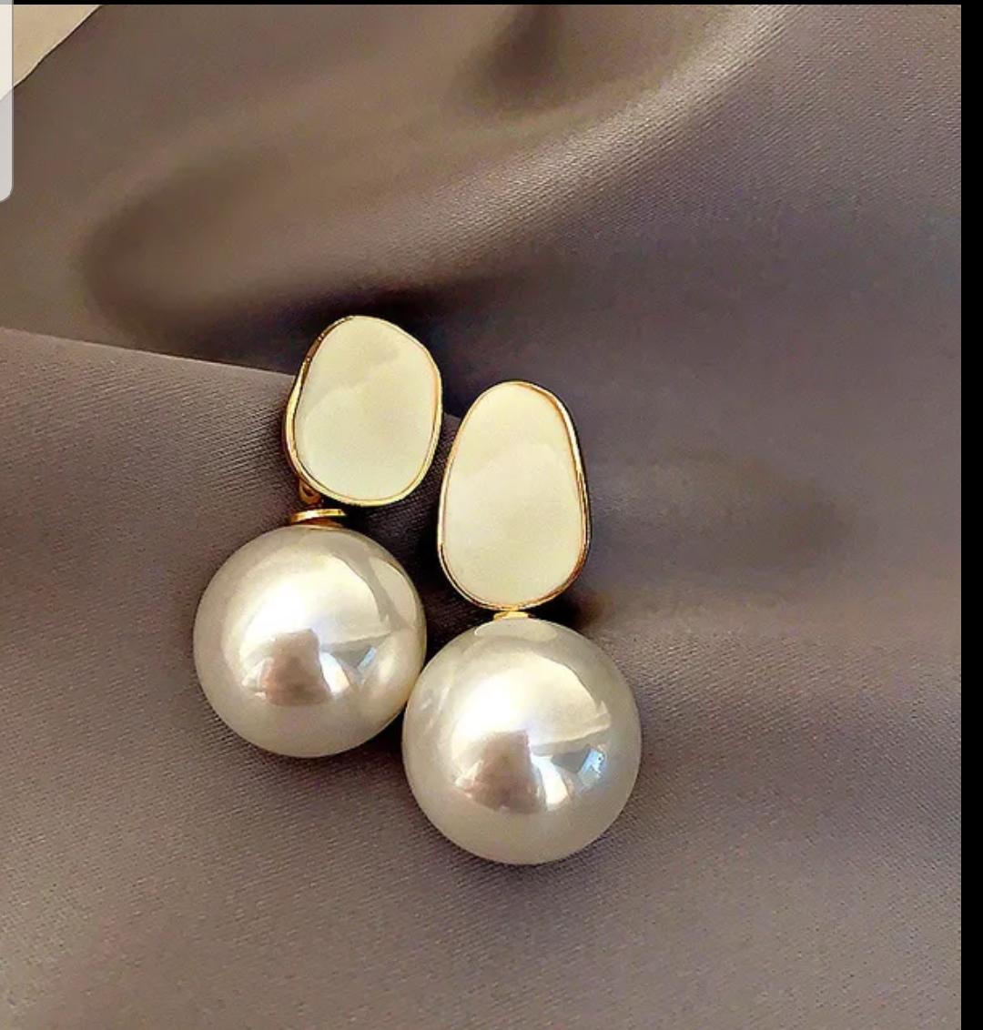 Genevieve Geometric Pearl Drop Earrings